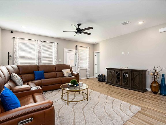 5th image of 8414 Bay Ridge Cir