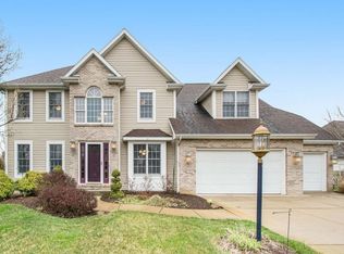 51742 Windyridge Dr, South Bend, IN 46628