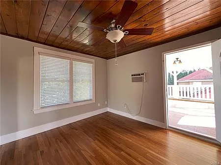 423 Magnolia St — Photo 27