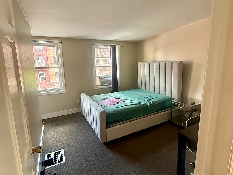 136 Washington St #3 — Photo 5