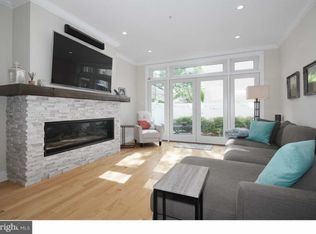 816 S 19th St, Philadelphia, PA 19146