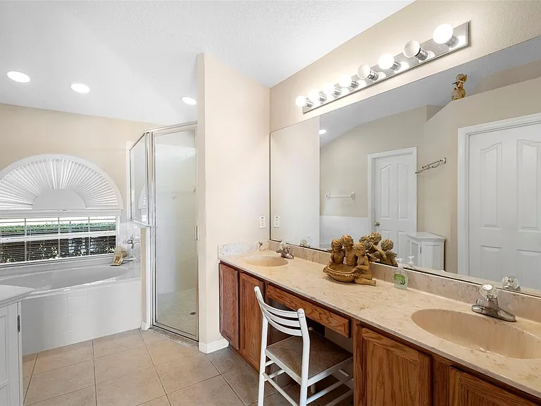 713 Mountain Ash Way — Photo 10