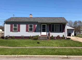 133 Frederick Rd, Tonawanda, NY 14150