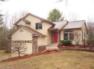 16221 Ransom St, Holland, MI 49424