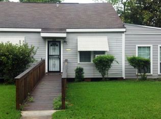 2695 Forrest St, Beaumont, TX 77703