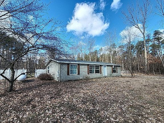 3rd image of 1920 S Five Mile Rd