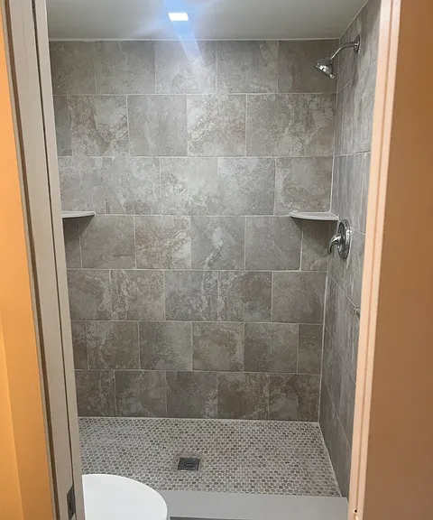 501 Plymouth Ct — Photo 21