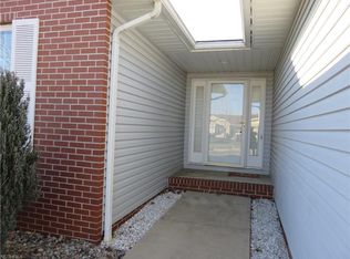 688 Danberry Dr, Wooster, OH