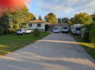 607 Big Bay Point Rd, Barrie, ON L4N3Z9