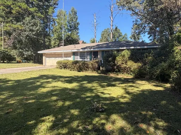 5555 Noblett Rd, Stone Mountain, GA 30087