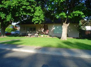 106 E St SW, Ephrata, WA 98823