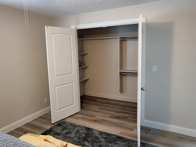 364 S 3450 W — Photo 15