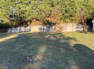 696 Rayella Dr, Stockbridge, GA 30281