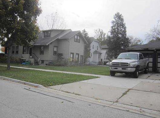 5th image of 38 N Belmont Ave