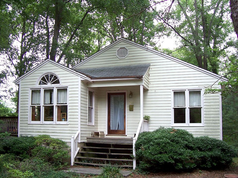 302 Lindsay St, Carrboro