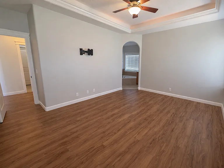 220 NE Greystone Loop — Photo 20