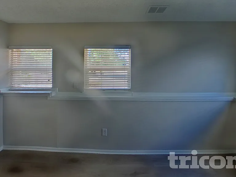 2674 Deliverance Dr — Photo 8