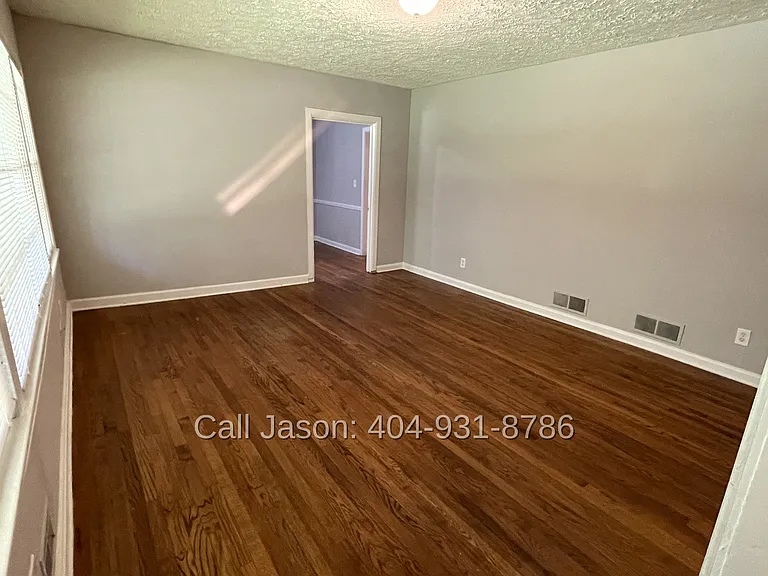 1911 Delowe Dr SW — Photo 4