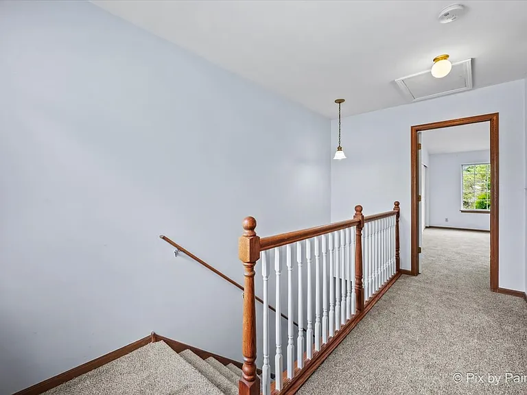 1462 Division Ct — Photo 15