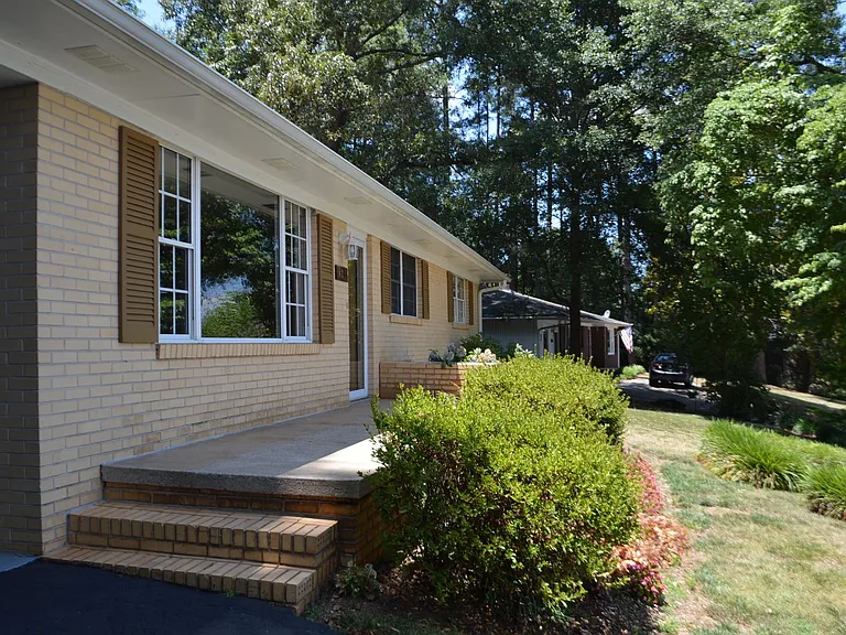 127 Freedom Dr — Photo 4