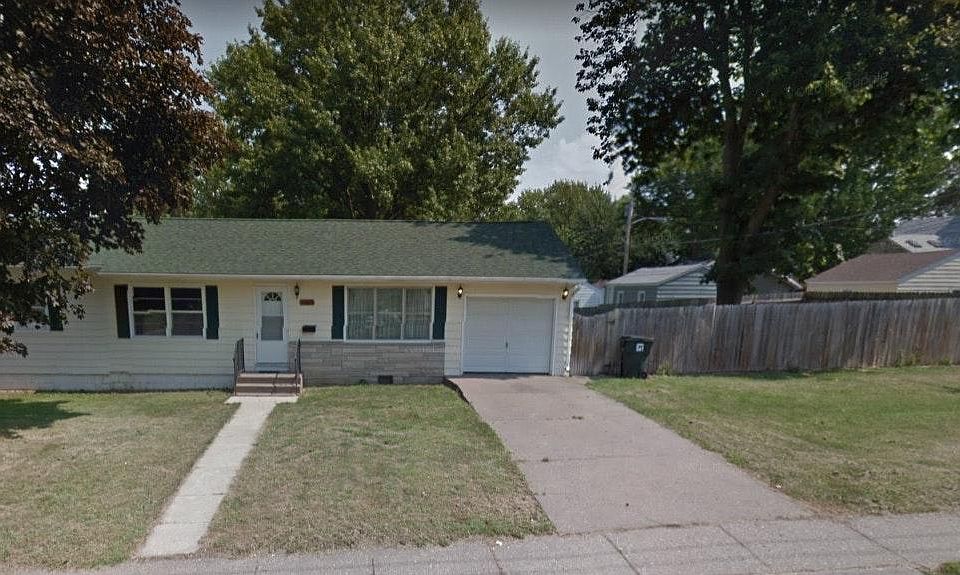 2655 N Division Street Davenport, Iowa