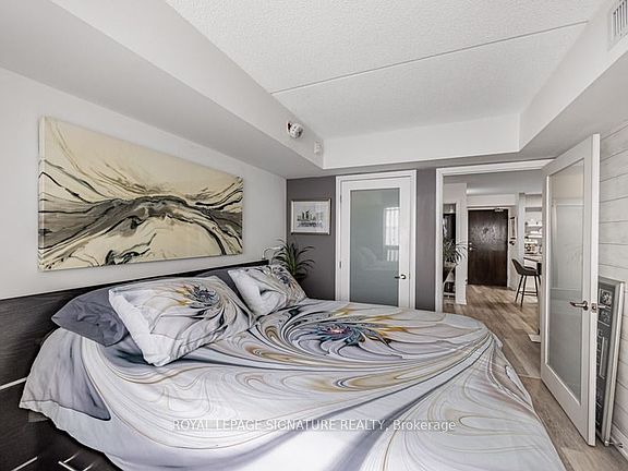 3rd image of 30 Via Rosedale #316