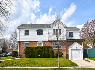 6543 181st St, Fresh Meadows, NY 11365
