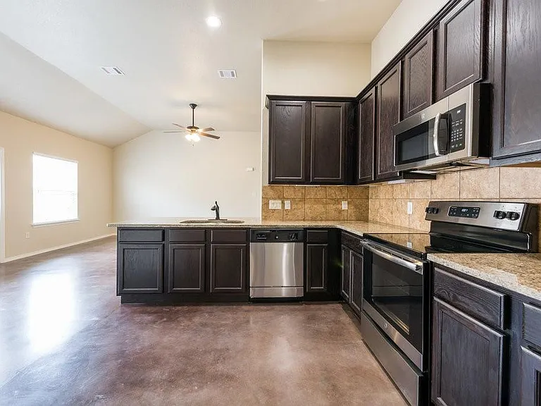 491 Jack Rabbit Ln #A — Photo 3