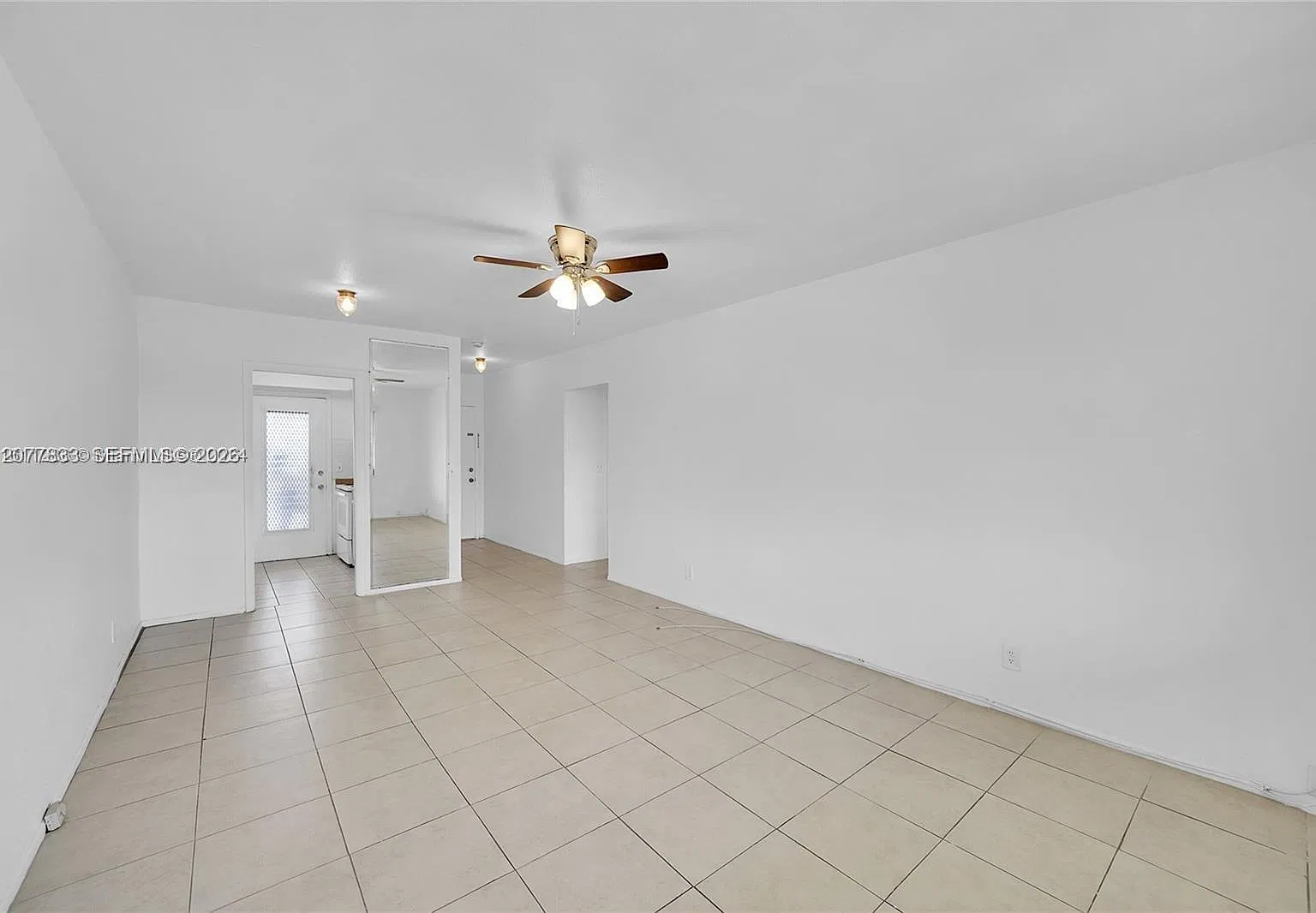 1 bed, 1.0 bath, 640 sqft, $1,500 — Photo 2