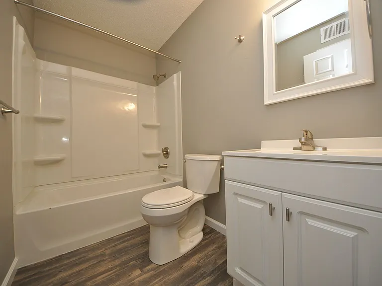 26 Westwood Dr — Photo 15