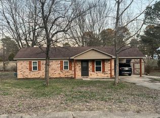 611 Linda Ln, Hardy, AR 72450