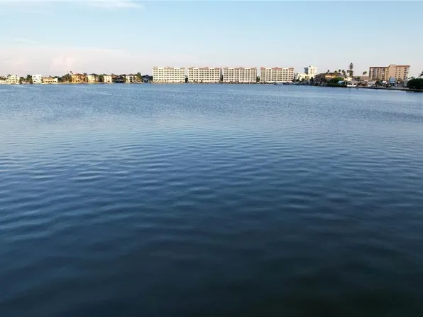 415 180th Ave E, Redington Shores, FL 33708