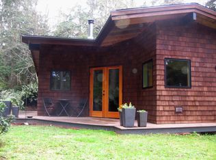 3714 Resort Rd., Greenbank, WA 98253