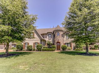 1700 Stillwind Ln, Collierville, TN 38017
