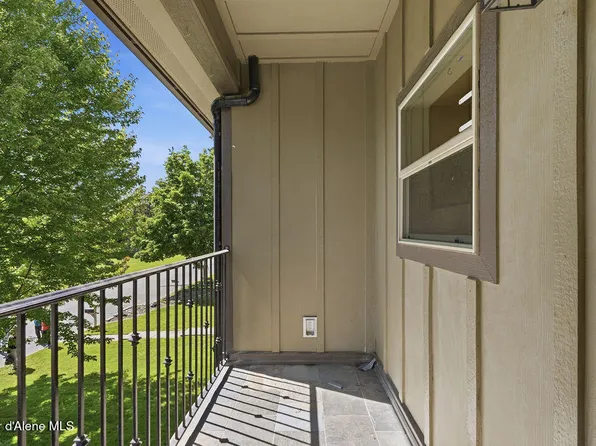 1814 E Young Ave, Coeur D Alene, ID 83814