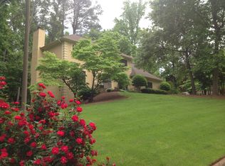 265 Old Tree Trce, Roswell, GA 30075