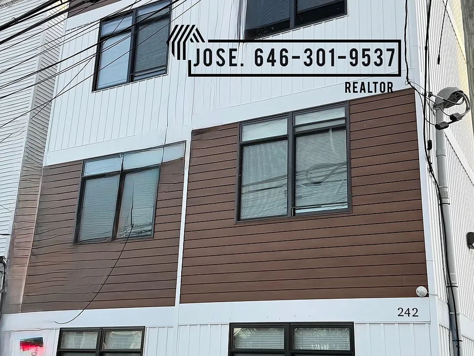 242 Harrison St #209