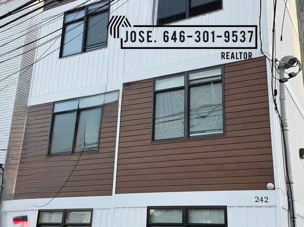 242 Harrison St #202, Paterson, NJ 07501