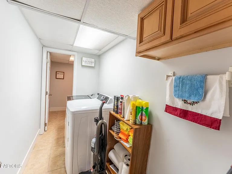 1806 Perimeter Dr — Photo 24