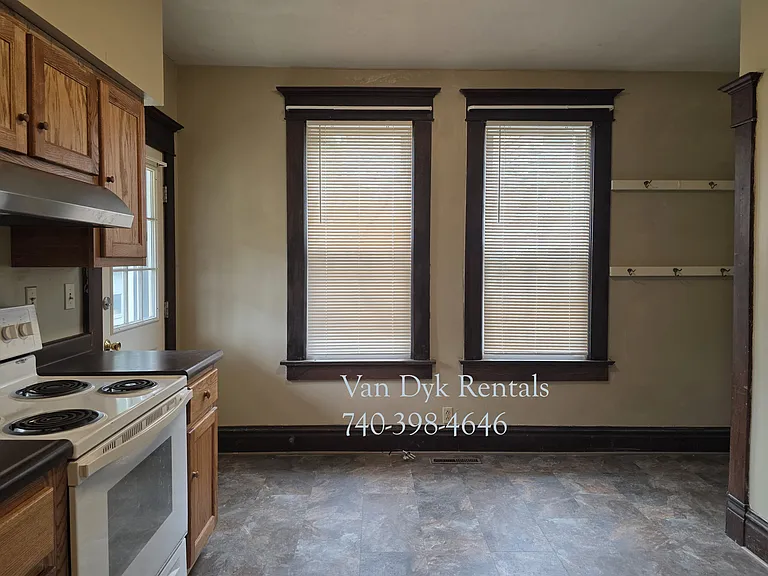 Kitchen alley side windows.
