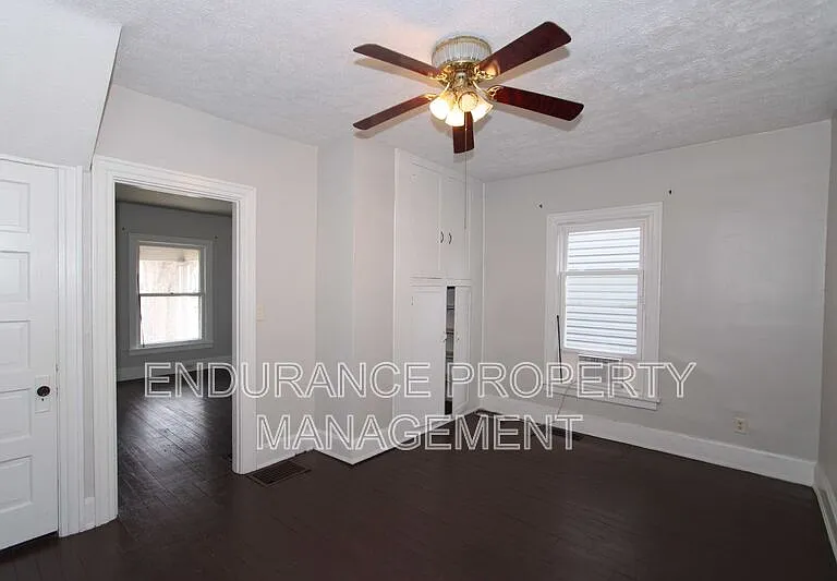 202-204 Harrison St #202 HARRISON AVENUE — Photo 9