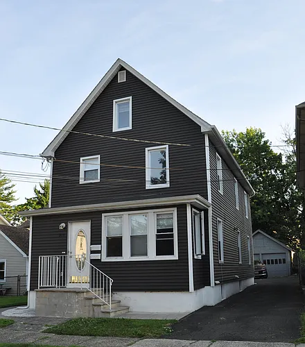 107 Winslow Pl #2 Photo 1