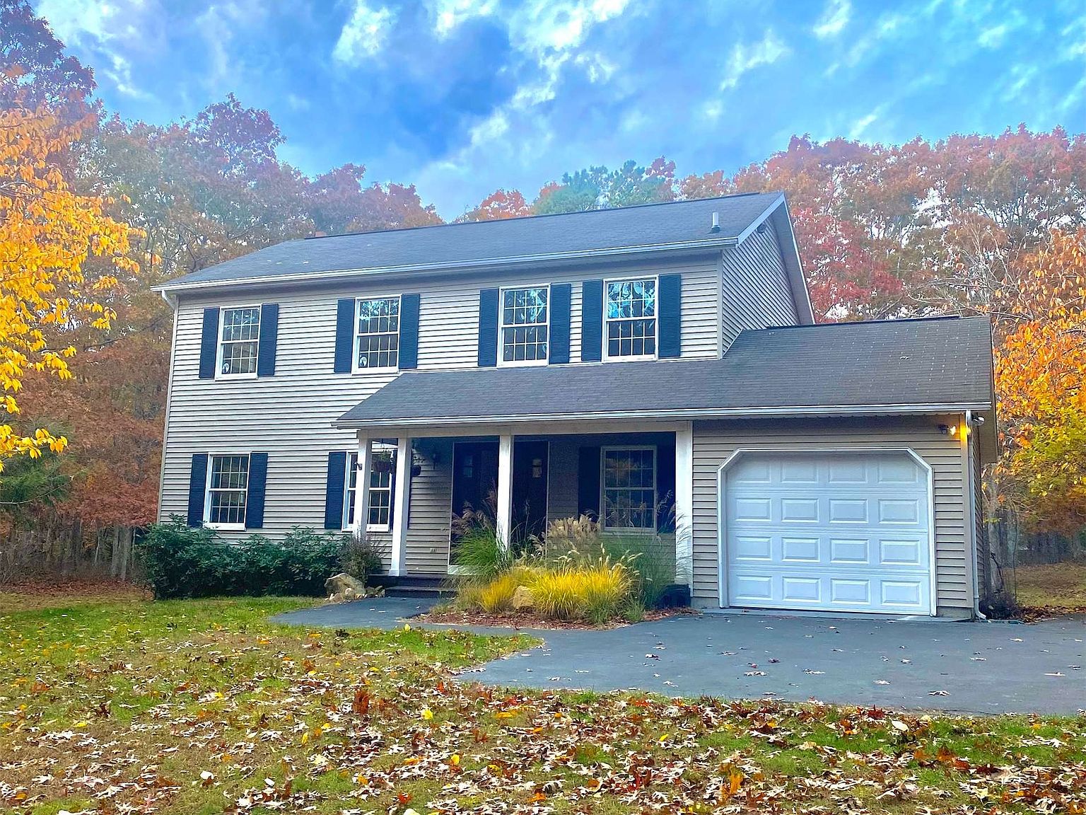 4 Wooded Lane, Hampton Bays, NY 11946 Zillow