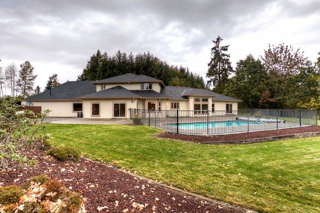 1st image of 4305 227th Avenue Ct E