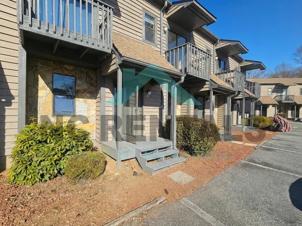 340 Vista Cir APT B, Winston Salem, NC 27106