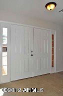 4th image of 802 W Port Royale Ln