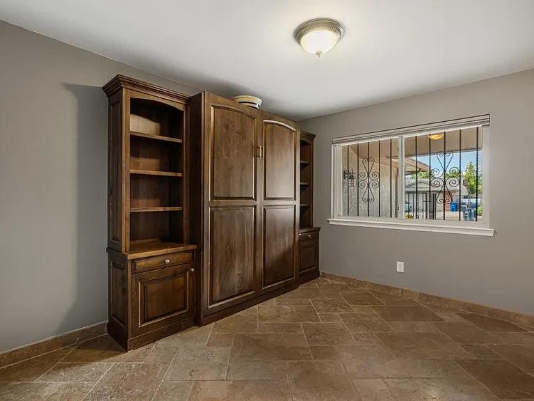 6612 Christy Ave NE — Photo 24