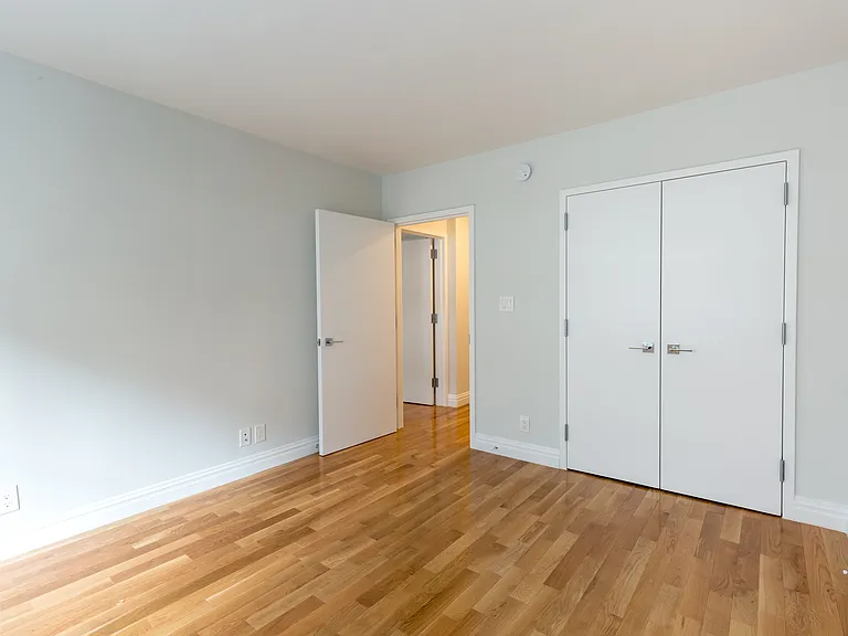 141 E 33rd St #7K — Photo 6