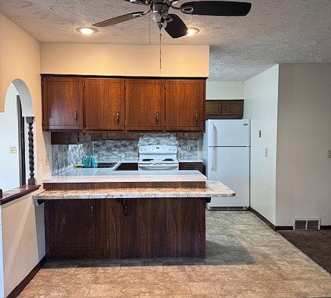 3rd image of 6503 S 46th St