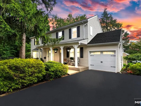 410 Chestnut Street, Paramus, NJ 07652